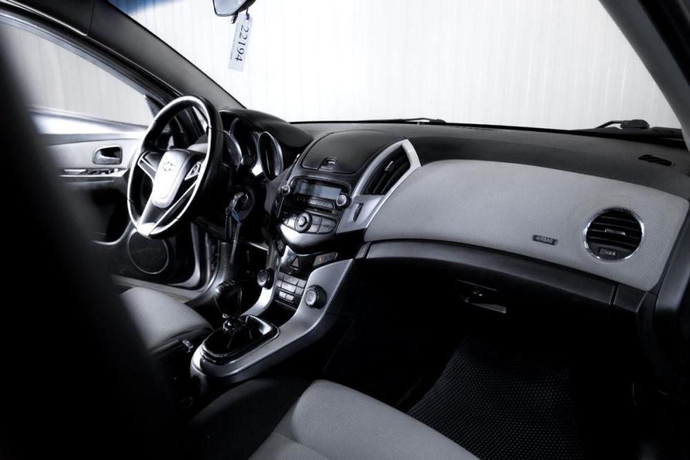 Chevrolet Cruze I Рестайлинг Тюмень  - изображение 17
