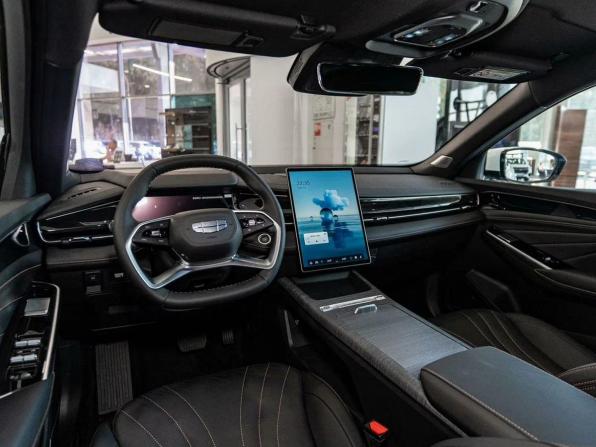Geely Preface I с пробегом 2026 года, цена 3 329 000 рублей, 1 км, седан, Автокод Объявления