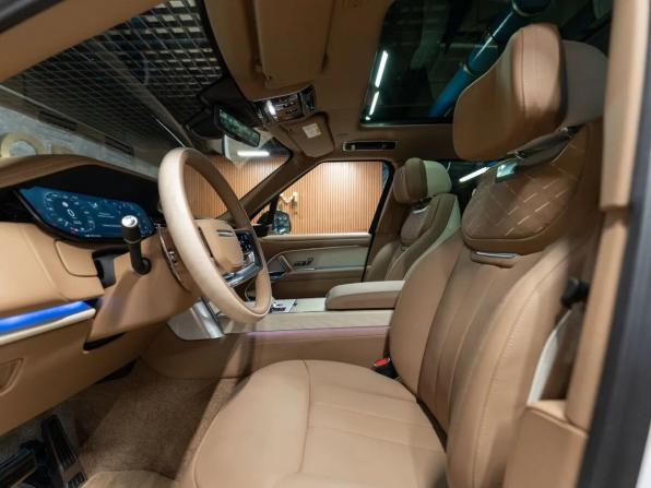 Новый Land Rover Range Rover V 2025 года, цена 31 990 000 рублей, внедорожник, Автокод Объявления