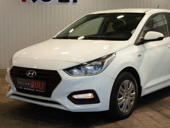 Hyundai Solaris II с пробегом 2018 года, цена 1 245 000 рублей, 181334 км, седан, Автокод Объявления