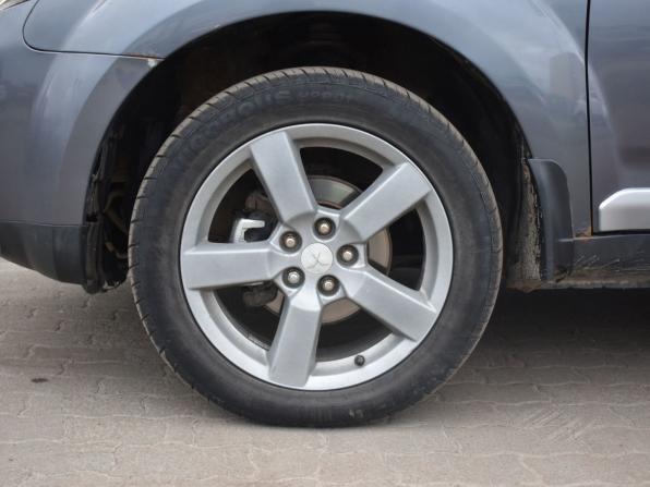Mitsubishi Outlander II с пробегом 2007 года, цена 760 000 рублей, 309905 км, внедорожник, Автокод Объявления