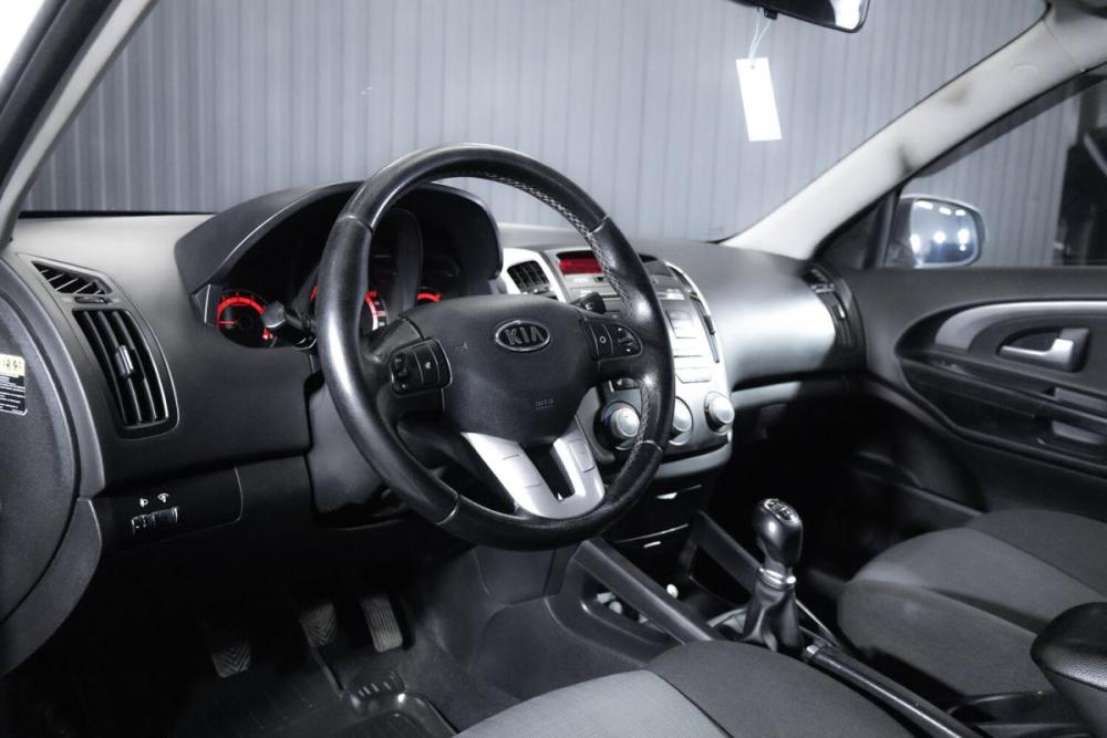 Kia Ceed I Рестайлинг Тюмень  - изображение 13