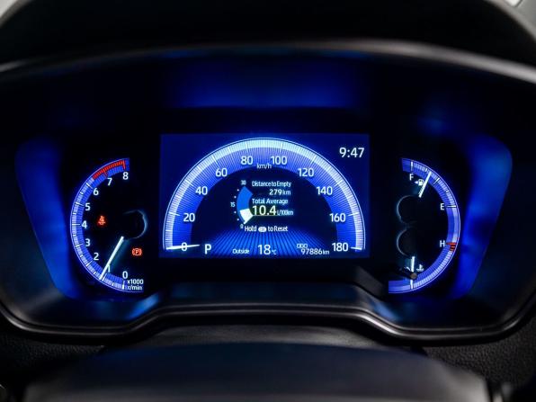 Toyota Corolla XII (E210) с пробегом 2020 года, цена 1 855 000 рублей, 97883 км, универсал, Автокод Объявления