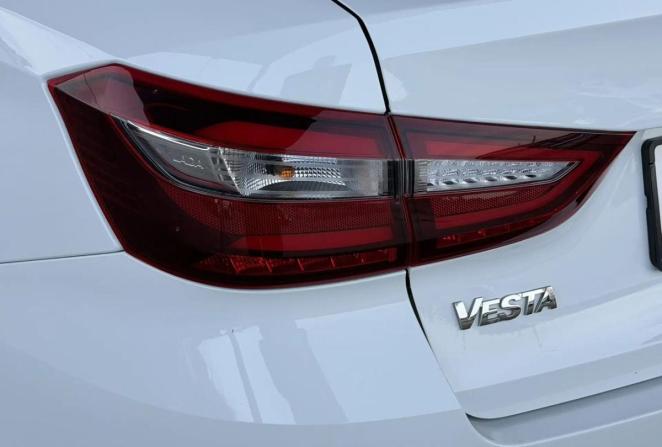 Lada (ВАЗ) Vesta I Рестайлинг (NG) с пробегом 2025 года, цена 1 375 000 рублей, 10032 км, седан, Автокод Объявления