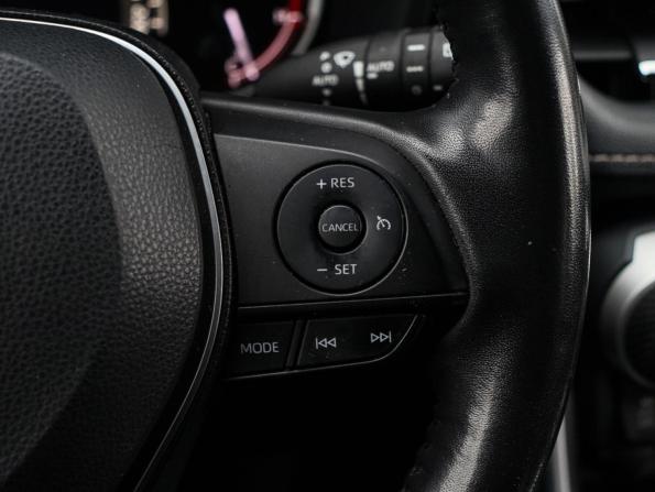 Toyota RAV4 V (XA50) с пробегом 2021 года, цена 3 450 000 рублей, 42444 км, внедорожник, Автокод Объявления