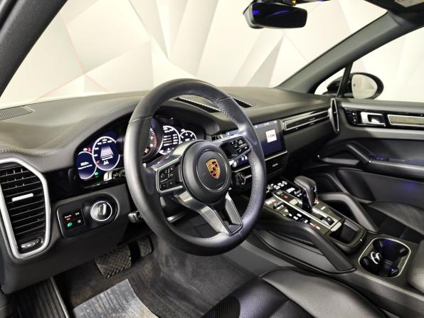 Porsche Cayenne III с пробегом 2018 года, цена 5 650 000 рублей, 89500 км, внедорожник, Автокод Объявления