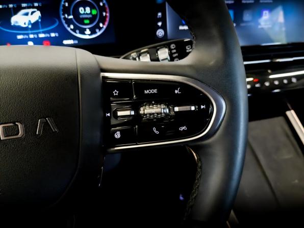 Omoda C5 I с пробегом 2023 года, цена 1 695 000 рублей, 41684 км, внедорожник, Автокод Объявления