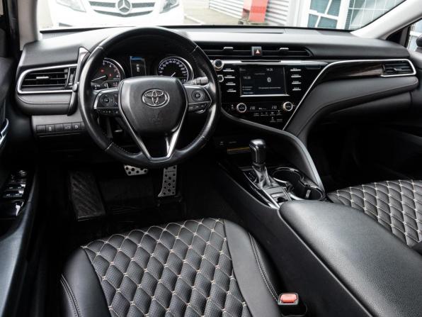 Toyota Camry VIII (XV70) с пробегом 2018 года, цена 2 495 000 рублей, 133657 км, седан, Автокод Объявления