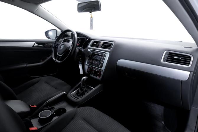 Volkswagen Jetta VI Рестайлинг с пробегом 2018 года, цена 1 449 999 рублей, 124000 км, седан, Автокод Объявления