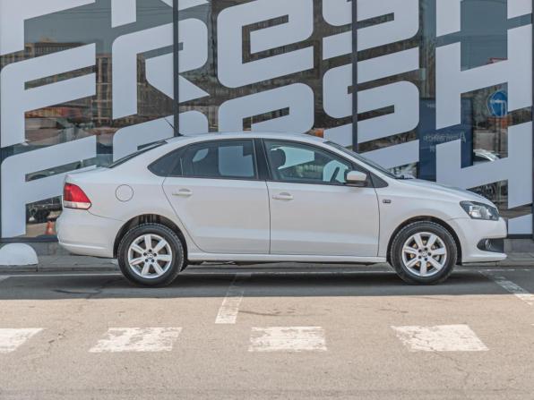Volkswagen Polo V с пробегом 2011 года, цена 809 000 рублей, 200303 км, седан, Автокод Объявления