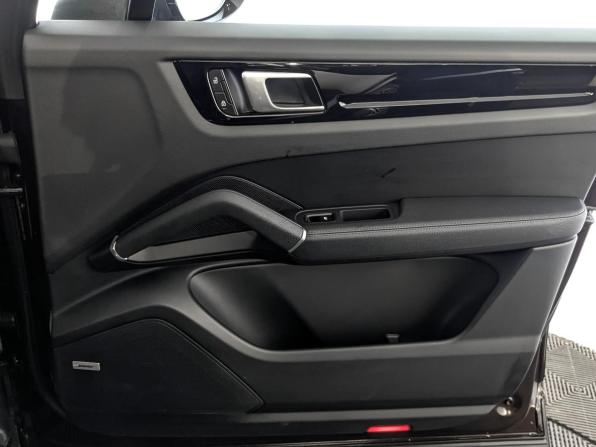Porsche Cayenne III с пробегом 2021 года, цена 8 200 000 рублей, 47400 км, внедорожник, Автокод Объявления