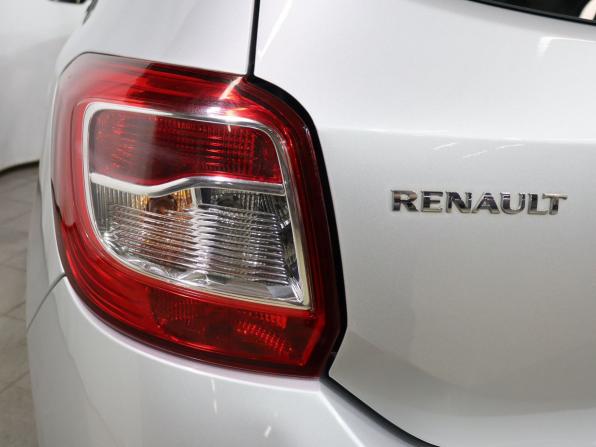 Renault Sandero II с пробегом 2018 года, цена 939 000 рублей, 88727 км, хэтчбек, Автокод Объявления