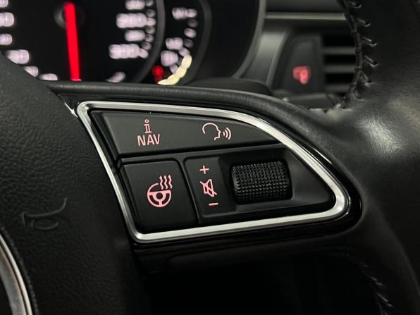 Audi A6 IV (C7) Рестайлинг с пробегом 2015 года, цена 2 150 000 рублей, 227727 км, седан, Автокод Объявления