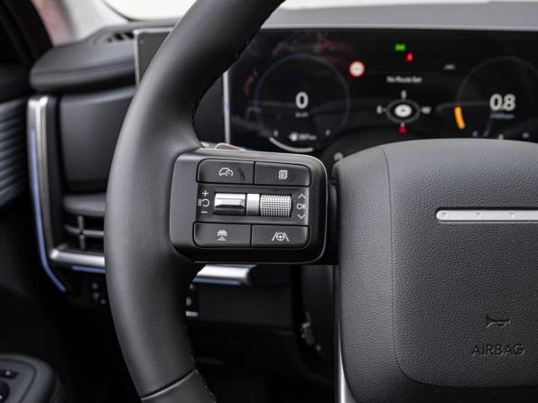 Hyundai Santa Fe V (MX5) с пробегом 2023 года, цена 6 045 000 рублей, 318 км, внедорожник, Автокод Объявления