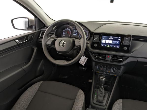 Skoda Rapid II с пробегом 2021 года, цена 1 550 000 рублей, 72302 км, лифтбек, Автокод Объявления