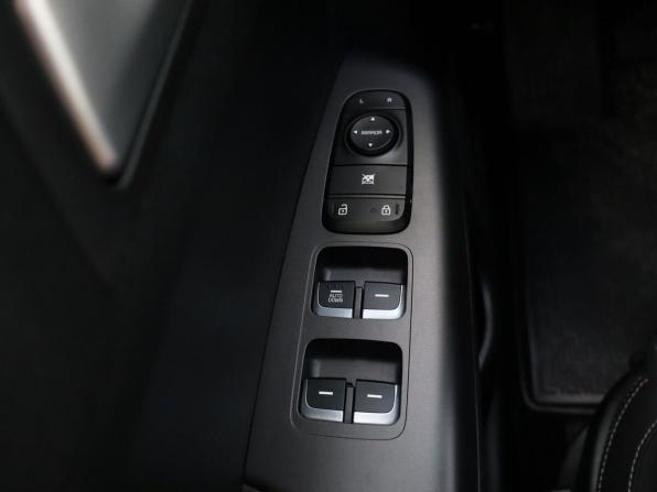 Kia Sportage IV Рестайлинг с пробегом 2019 года, цена 2 037 000 рублей, 52298 км, внедорожник, Автокод Объявления