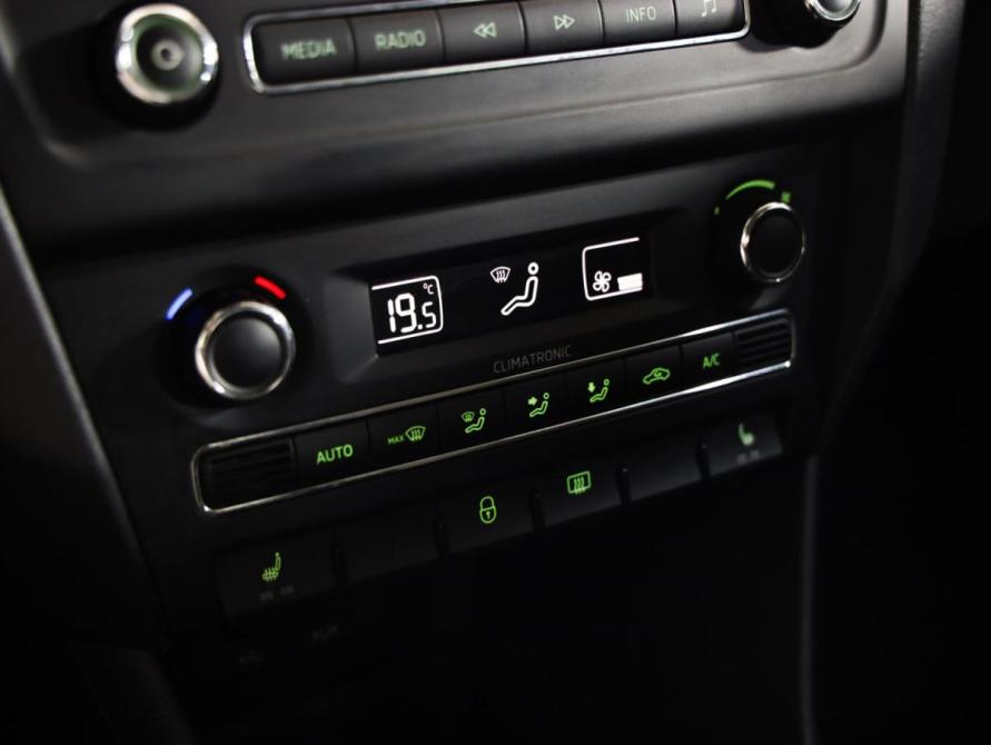 Skoda Rapid I Санкт-Петербург  - изображение 13