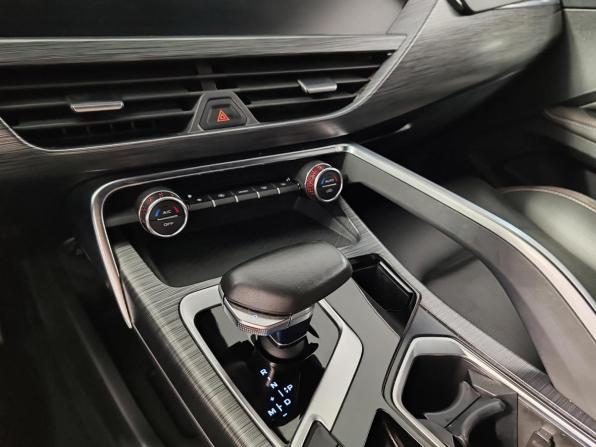 Geely Tugella I Рестайлинг с пробегом 2023 года, цена 2 499 000 рублей, 79077 км, внедорожник, Автокод Объявления