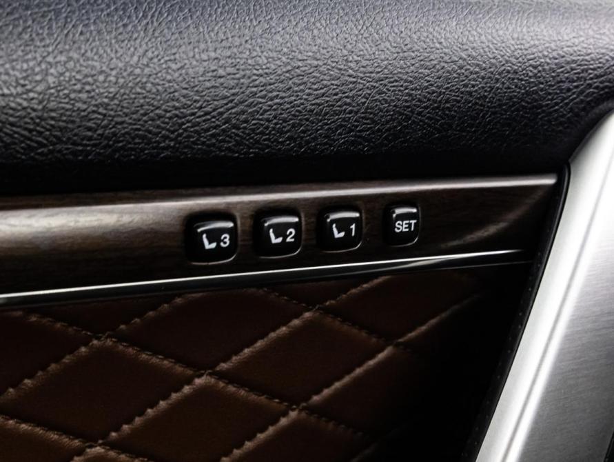 Toyota Land Cruiser 200 Series Рестайлинг 2 Санкт-Петербург  - изображение 22