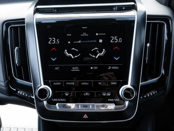 Toyota Crown XV (S220) с пробегом 2019 года, цена 3 190 000 рублей, 119999 км, седан, Автокод Объявления