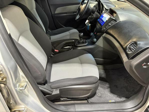 Chevrolet Cruze I с пробегом 2012 года, цена 520 000 рублей, 234000 км, хэтчбек, Автокод Объявления