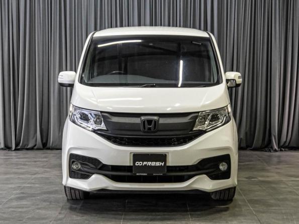 Honda Stepwgn V с пробегом 2016 года, цена 1 849 000 рублей, 152036 км, минивэн, Автокод Объявления