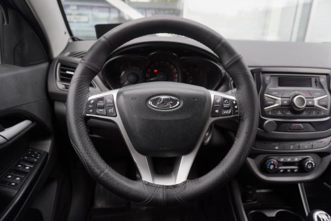 Lada (ВАЗ) Vesta I с пробегом 2020 года, цена 976 000 рублей, 136000 км, седан, Автокод Объявления