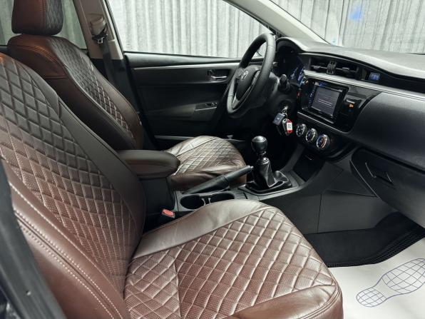 Toyota Corolla XI (E160 E170 E180) с пробегом 2014 года, цена 950 000 рублей, 197173 км, седан, Автокод Объявления