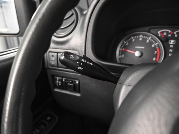 Suzuki Jimny III Рестайлинг 1 с пробегом 2006 года, цена 1 299 000 рублей, 62684 км, внедорожник, Автокод Объявления