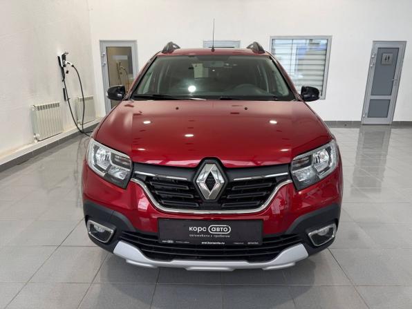 Renault Sandero II Рестайлинг с пробегом 2022 года, цена 1 372 600 рублей, 28573 км, хэтчбек, Автокод Объявления