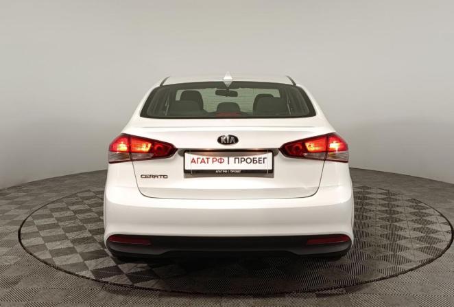 Kia Cerato III Рестайлинг (Classic) с пробегом 2018 года, цена 1 550 000 рублей, 175001 км, седан, Автокод Объявления