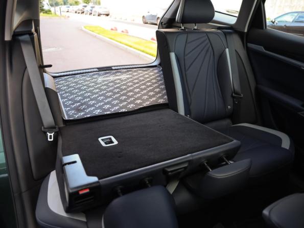 Geely Atlas II с пробегом 2024 года, цена 3 099 000 рублей, 24925 км, внедорожник, Автокод Объявления