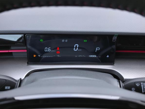 JETOUR DASHING I с пробегом 2024 года, цена 2 020 000 рублей, 22500 км, внедорожник, Автокод Объявления