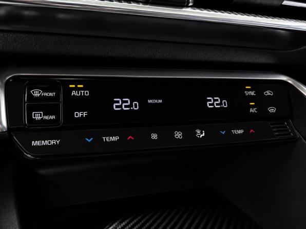 Kia K5 III с пробегом 2020 года, цена 2 990 000 рублей, 40155 км, седан, Автокод Объявления
