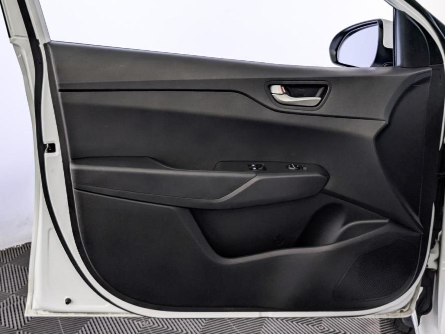 Hyundai Solaris II Москва  - изображение 19