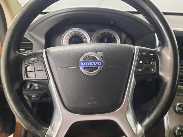 Volvo XC60 I с пробегом 2013 года, цена 1 300 000 рублей, 303000 км, внедорожник, Автокод Объявления