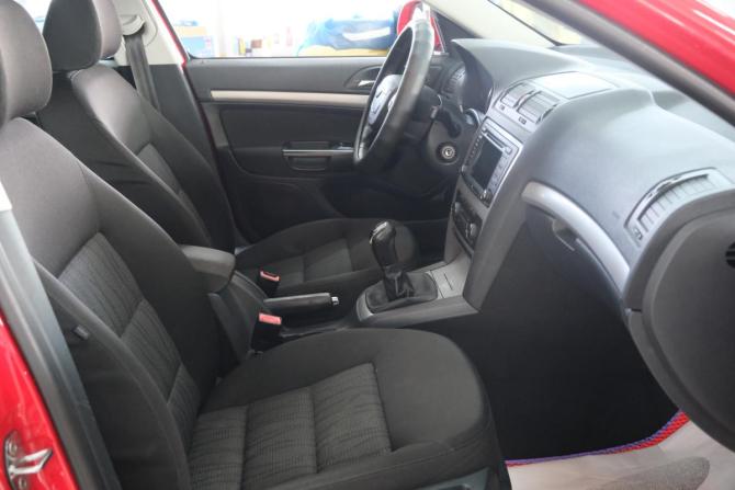 Skoda Octavia II (A5) Рестайлинг с пробегом 2012 года, цена 879 000 рублей, 254000 км, универсал, Автокод Объявления