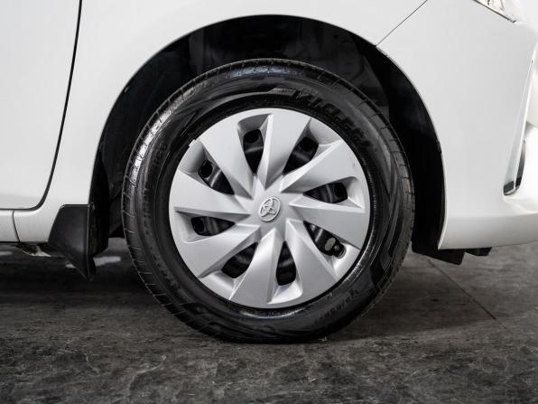Toyota Vitz III (XP130) Рестайлинг 2 с пробегом 2018 года, цена 930 500 рублей, 54923 км, хэтчбек, Автокод Объявления