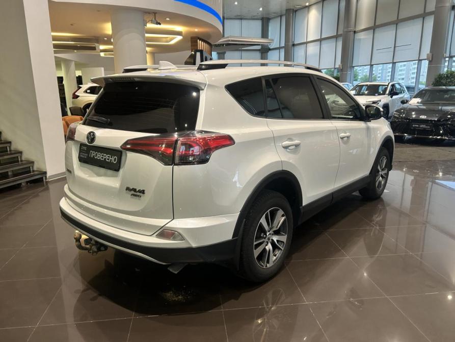 Toyota RAV4 IV (XA40) Рестайлинг Казань  - изображение 6