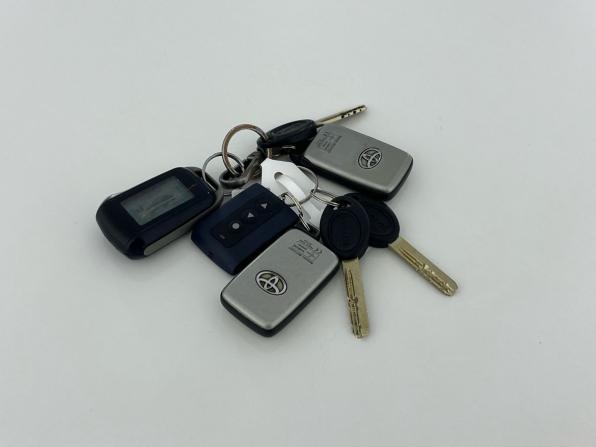 Toyota Land Cruiser 200 Series Рестайлинг 1 с пробегом 2014 года, цена 3 600 000 рублей, 292000 км, внедорожник, Автокод Объявления