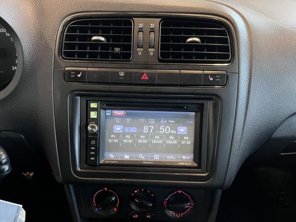 Volkswagen Polo V с пробегом 2012 года, цена 410 000 рублей, 184277 км, седан, Автокод Объявления