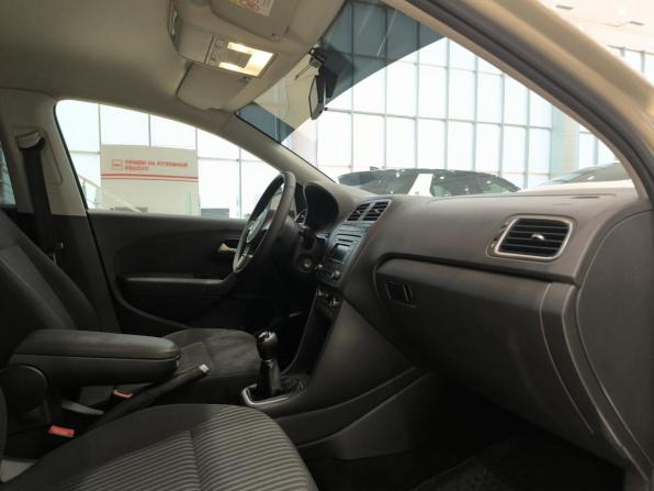 Volkswagen Polo V с пробегом 2013 года, цена 680 000 рублей, 142301 км, седан, Автокод Объявления