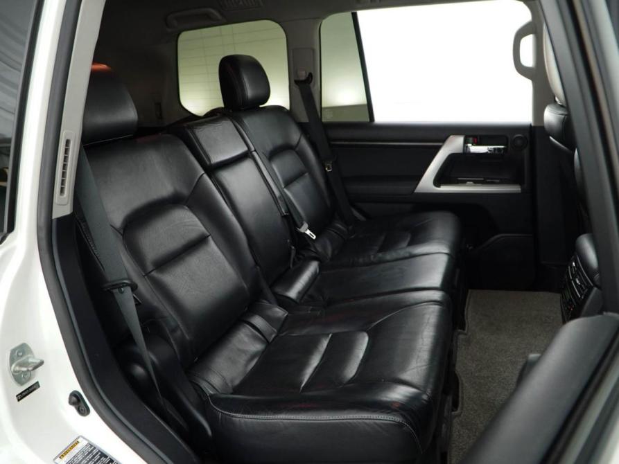 Toyota Land Cruiser 200 Series Рестайлинг 1 Москва  - изображение 9