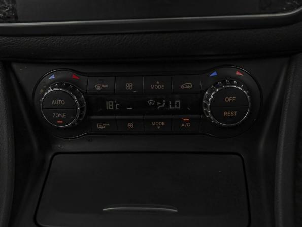 Mercedes-Benz GLA I (X156) с пробегом 2015 года, цена 1 830 000 рублей, 100794 км, внедорожник, Автокод Объявления