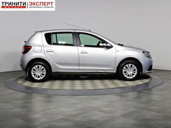 Renault Sandero II с пробегом 2018 года, цена 997 000 рублей, 85859 км, хэтчбек, Автокод Объявления