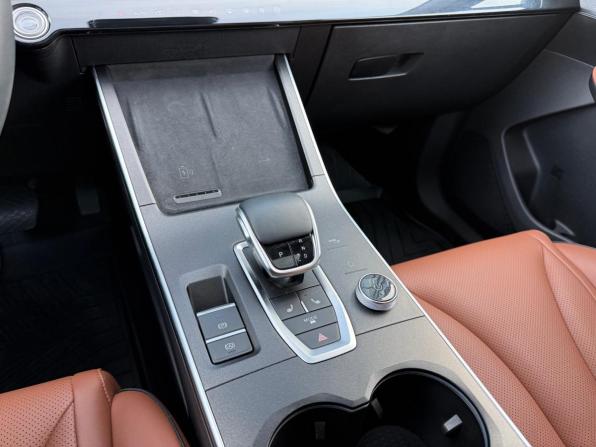 Omoda C5 I с пробегом 2024 года, цена 1 870 000 рублей, 14703 км, внедорожник, Автокод Объявления