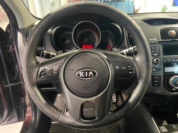 Kia Cerato II с пробегом 2011 года, цена 950 000 рублей, 175552 км, седан, Автокод Объявления