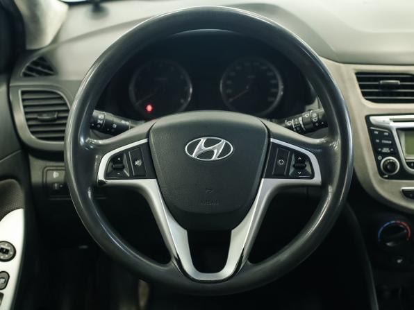 Hyundai Solaris I с пробегом 2011 года, цена 750 000 рублей, 172594 км, хэтчбек, Автокод Объявления