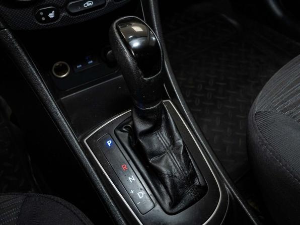 Hyundai Solaris I Рестайлинг с пробегом 2016 года, цена 944 000 рублей, 240531 км, седан, Автокод Объявления