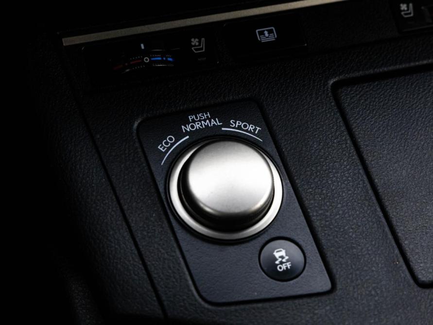 Lexus ES VI Санкт-Петербург  - изображение 13